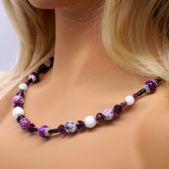 Necklace Amethyst Crystal Black Onyx White Purple Painted Beads Bead Capping - Picture 2 of 3